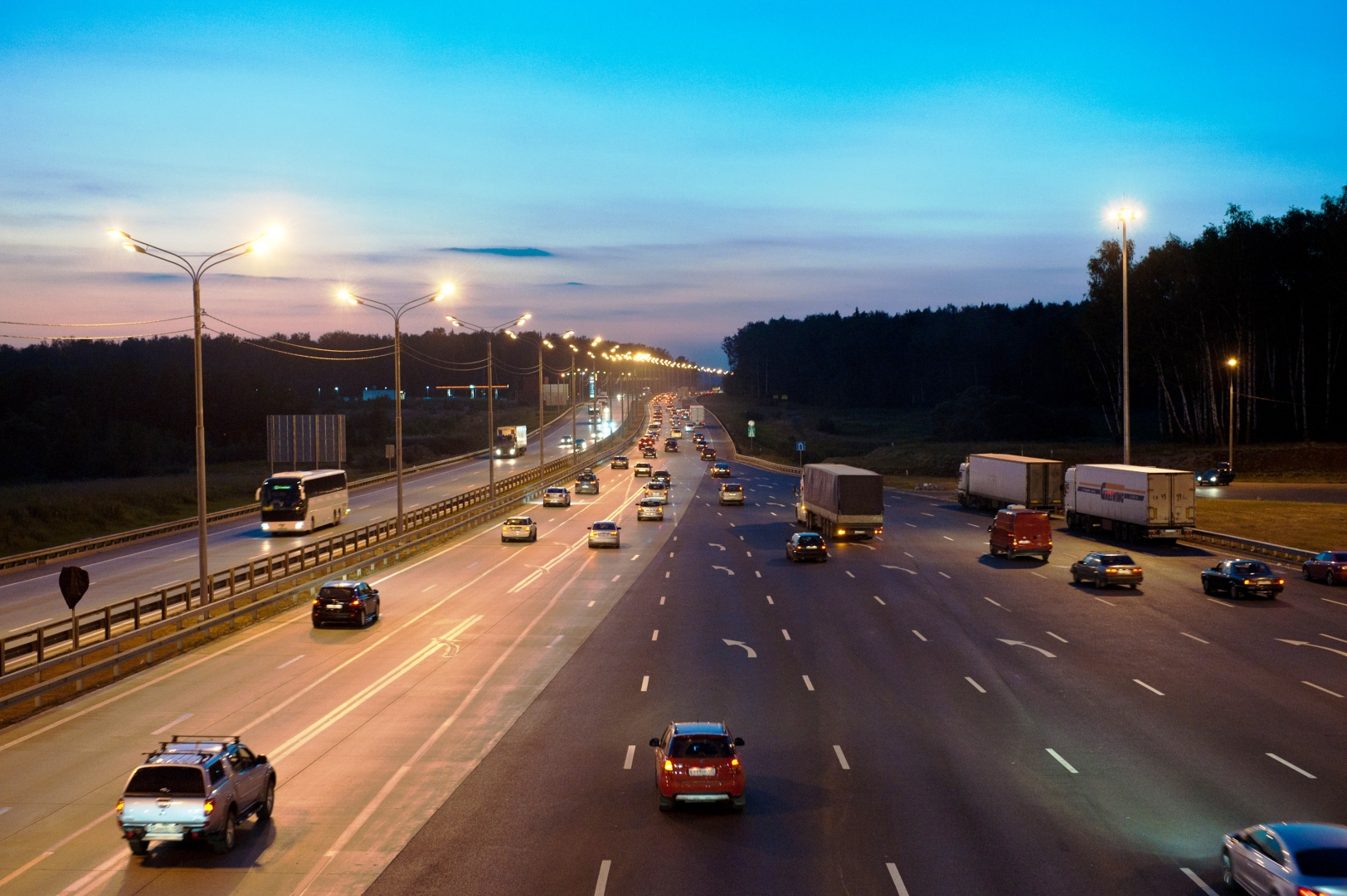 Платные участки дороги м4 оснащены постоянным видеоконтролем на дороге и терминалах оплаты. Это позволяет сотрудникам ОССП отслеживать ситуацию на дорогах в режиме реального времени
